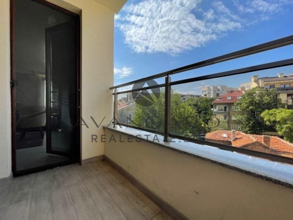One bedroom furnished VMI