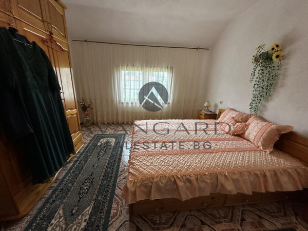 Separate house in the village of Kalekovets!
