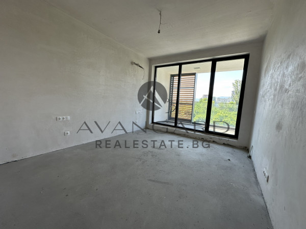 Spacious one -bedroom / south exposure / Mall Plovdiv