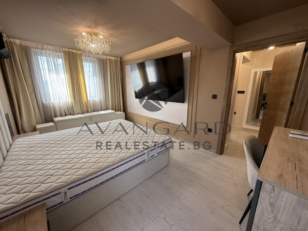 ЛУКСОЗЕН МЕЗОНЕТ! МАРАША!