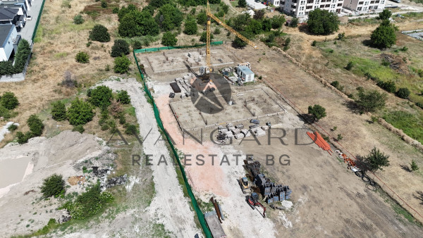NEW MODERN BUILDING IN OSTROMILA