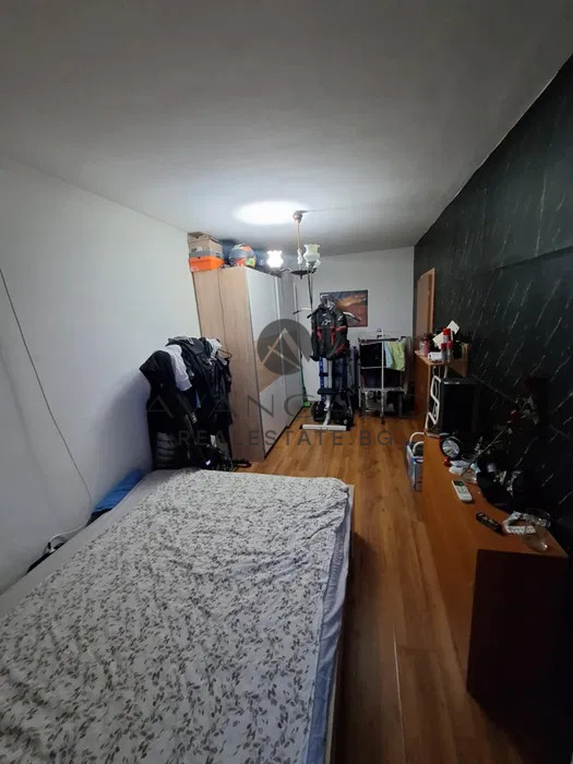 Furnished one -bedroom to Palmed!