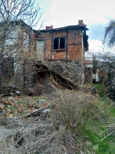 Къща в с.Първенец