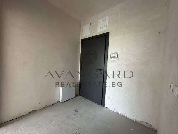 Spacious one -bedroom / south exposure / Mall Plovdiv