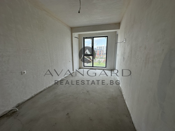 TWO-ROOM ACT 16 SMYRNENSKI