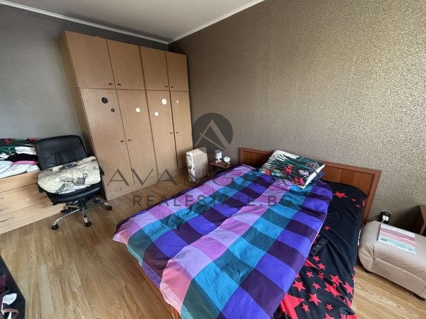 Three-bed