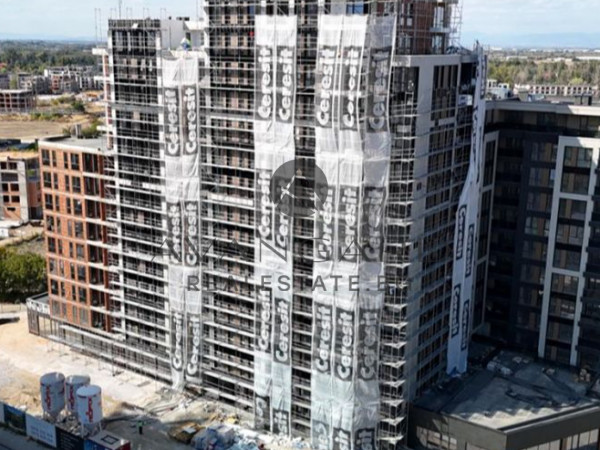 АКТ 16 !Тристаен апартамент / Смирненски