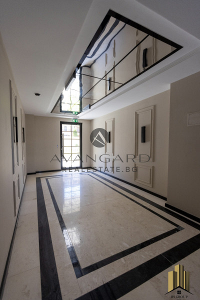 BEFORE ACT 16! Three-room Ostromila