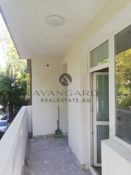 THREE BEDROOM !! FURNISHED !!  KAMENITSA 1