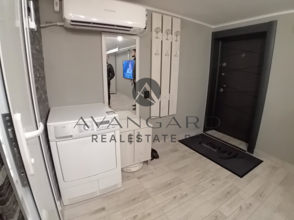 ONE BEDROOM FURNISHED! JUDGE!