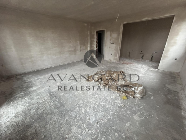 SPACIOUS FOUR BEDROOM WITH GARAGE