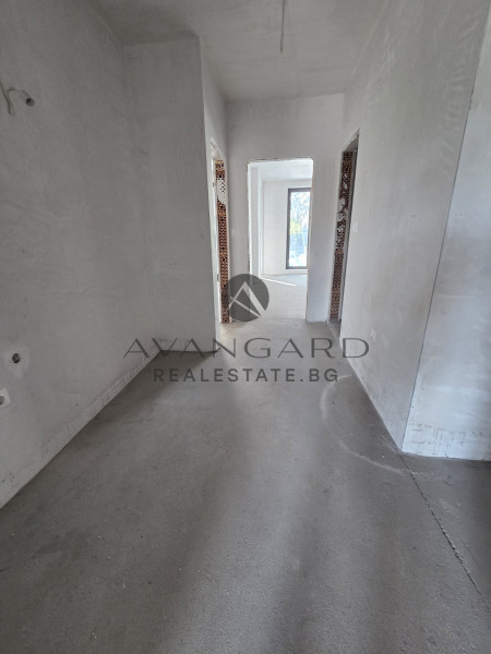 Тристаен Апартамент/Кършияка/ АКТ 16