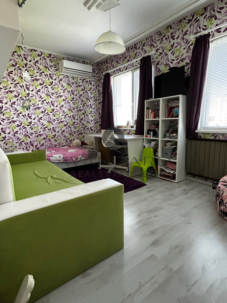 Two -bedroom Aqualand apartment