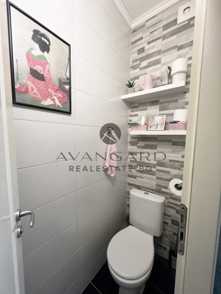 Three-room apartment next to the POLYCLINIC