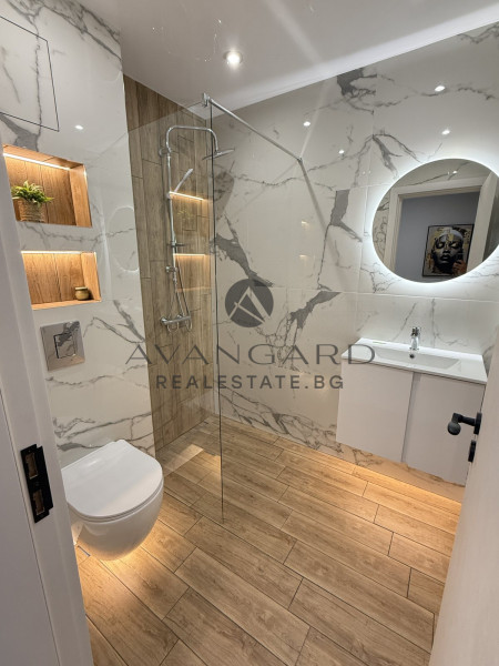 ТРИСТАЕН АПАРТАМЕНТ/ ОБЗАВЕДЕН/ КЪРШИЯКА