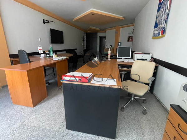 FURNISHED OFFICE