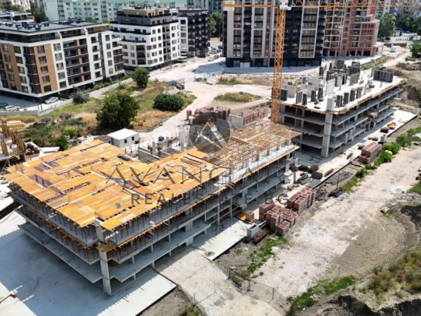 ТОП ЛОКАЦИЯ! Тристаен луксозна сграда