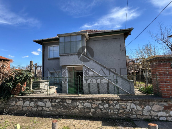 DETACHED HOUSE IN KOMATEVO
