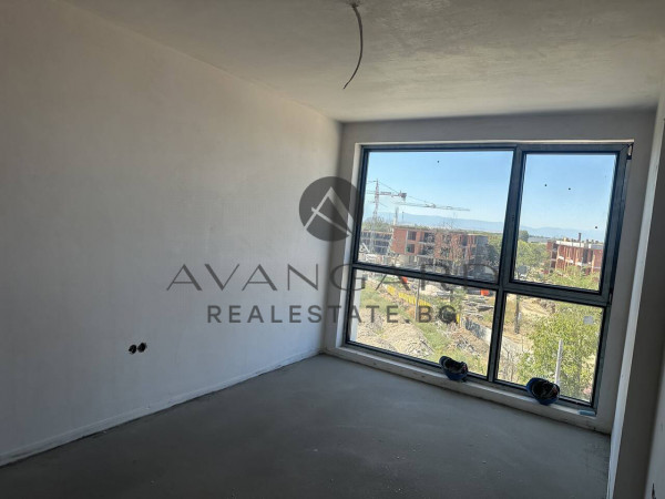 Spacious three bedroom in front of Act 16 / Karshiyaka