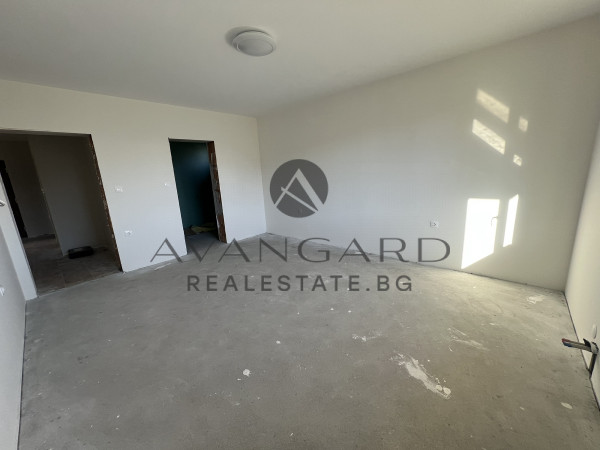 Detached two-story house with deed 16 in Krumovo