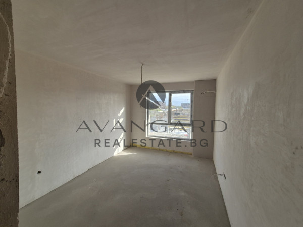A two -bedroom apartment in a luxury building / Kyuchuk Paris
