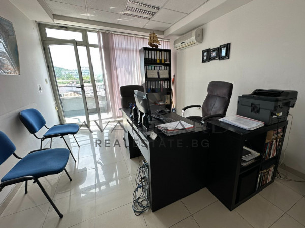 Office / Super Center