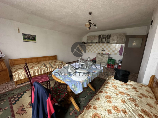 Separate house in the village of Kalekovets!