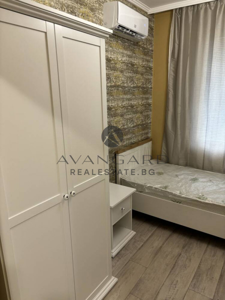 Luxury four-room apartment next to MG