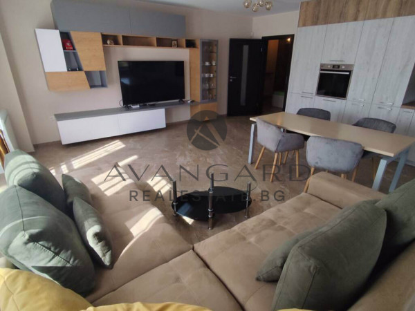 A multi -bedroom apartment with two parking spaces in the price!