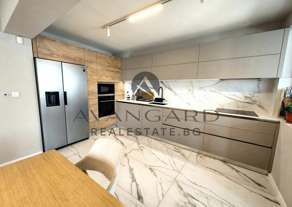 Spacious multi -bedroom / marassha