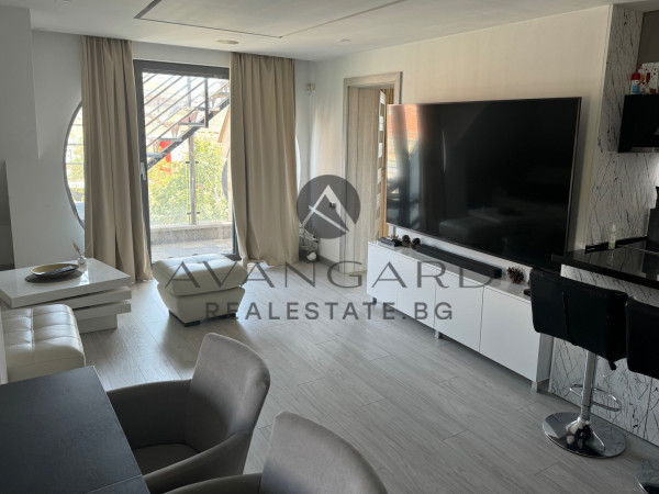 Unique maisonette / Supercenter