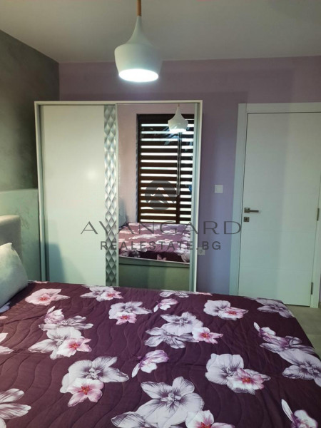 One bedroom furnished VMI