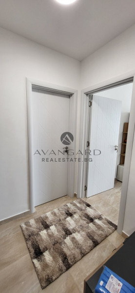 ОБЗАВЕДЕН ДВУСТАЕН!!!