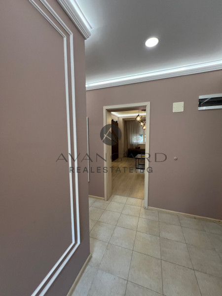 ТРИСТАЕН АПАРТАМЕНТ ДО ГРАДСКАТА ГРАДИНА