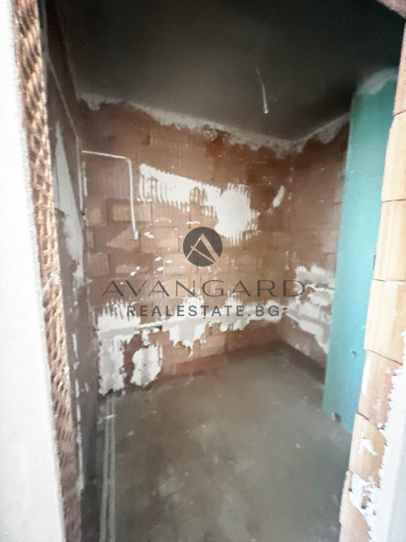 Two-room apartment in front of act 15 / Karshiyaka