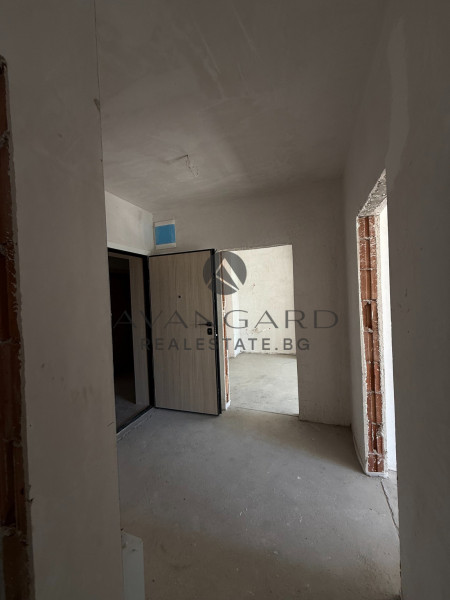 Act 16! Three -bedroom Thrace mail