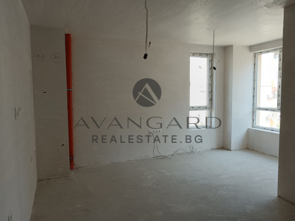 ДВУСТАЕН С АКТ16 КЮЧУК ПАРИЖ