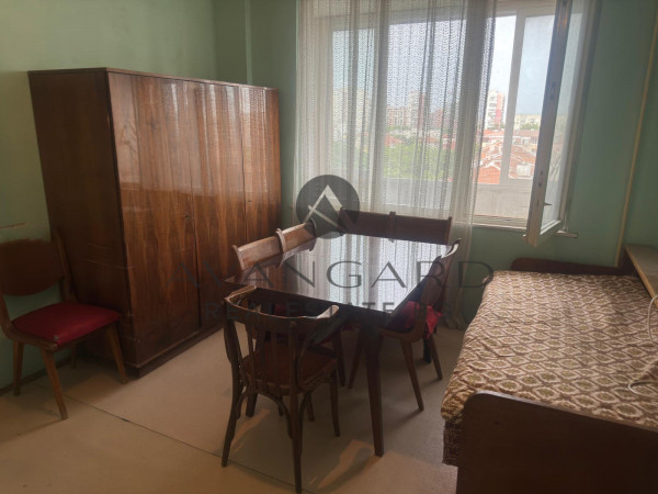 Two -bedroom / real square footage