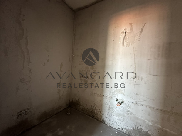 One -bedroom in front of act16 / parking space in the price