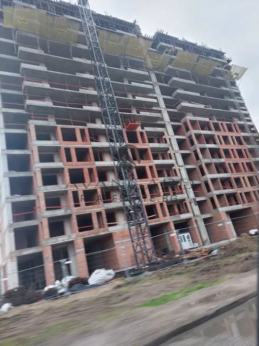 TWO-ROOM APARTMENT IN FRONT OF ACT14! THRACIA!
