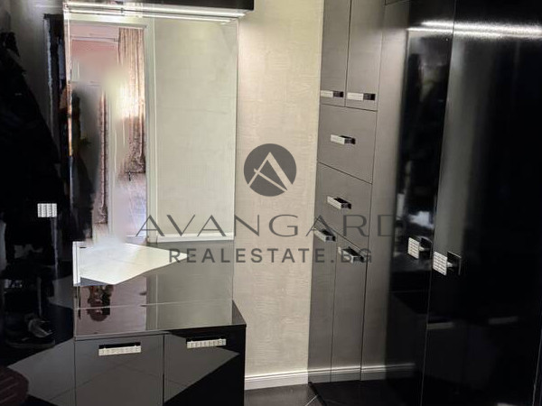 Stylishly furnished to Vasil Kolarov