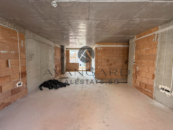 Three bedroom with Act 14! Referees!