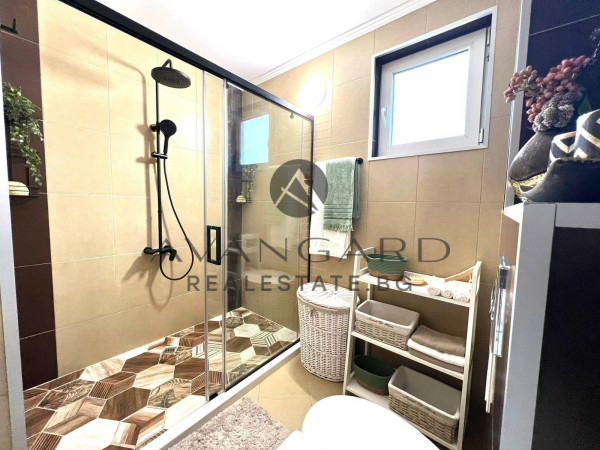 Луксозен четиристаен Бунарджика