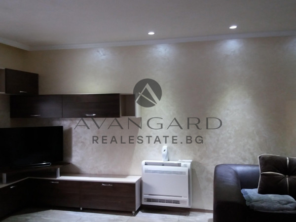 THREE-ROOM + TWO-ROOM APARTMENT WITH PARKING SPACE