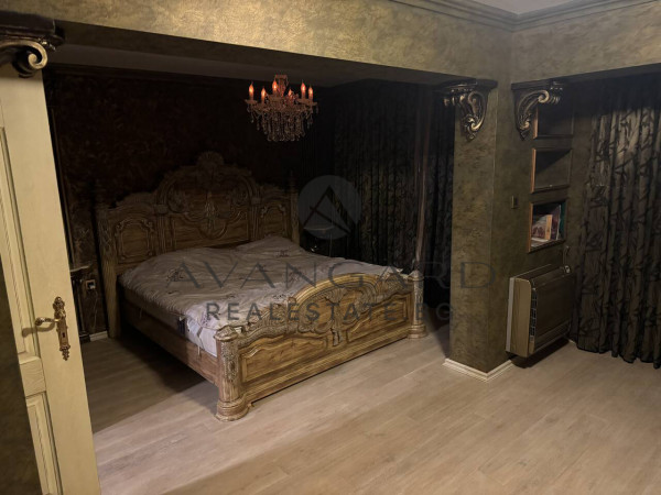Two-room LUXURIOUSLY FURNISHED