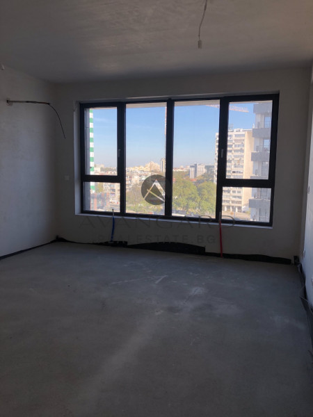FOUR-ROOM APARTMENT WITH PANORAMIC VIEW in KAMENITSA 1!