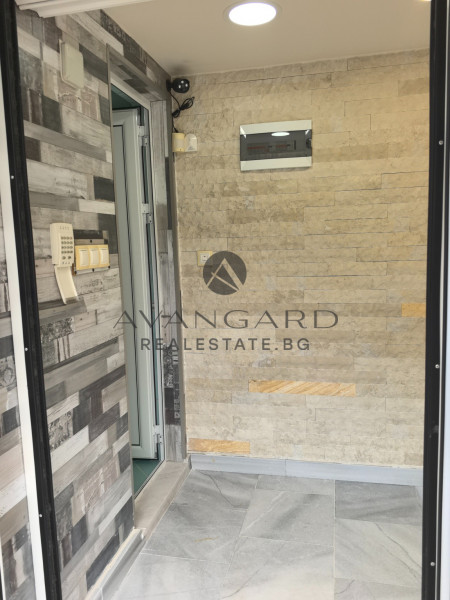 ОФИС / ВОДНАТА ПАЛАТА