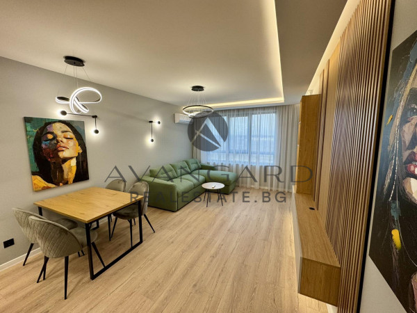 Луксозен двустаен Христо Смирненски