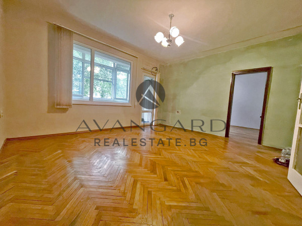 ТРИСТАЕН РЕАЛНА КВАДРАТУРА НЕПТУНА