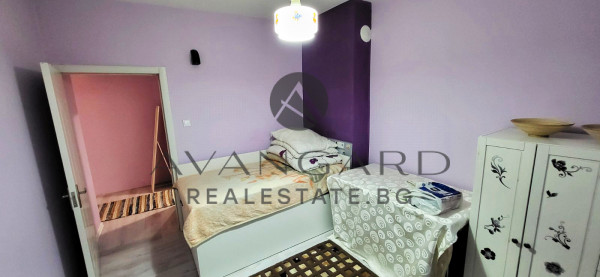 ЦЕНТРАЛНА ГАРА! ТРИСТАЕН ОБЗАВЕДЕН!